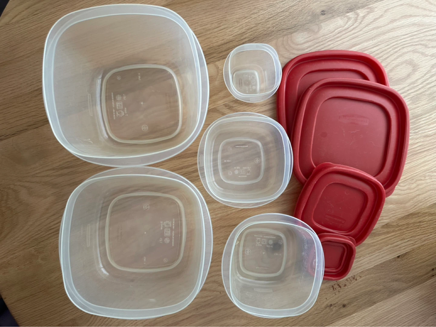Rubbermaid Food Storage Containers - photo 2