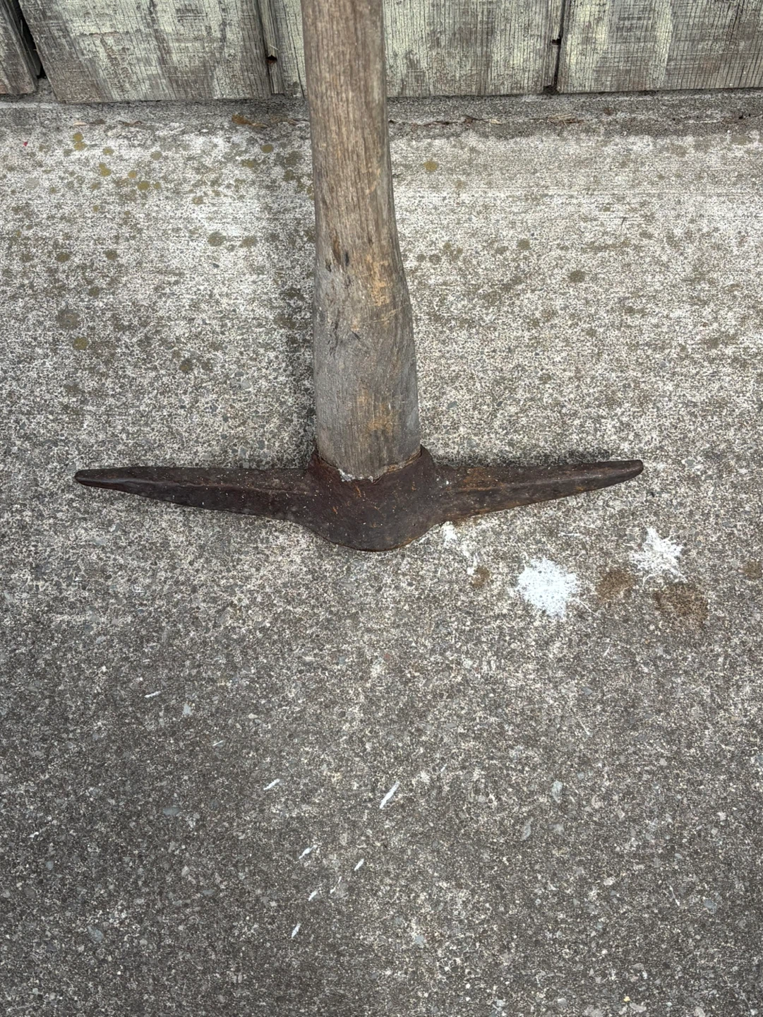 Vintage Pick Axe ! - photo 2