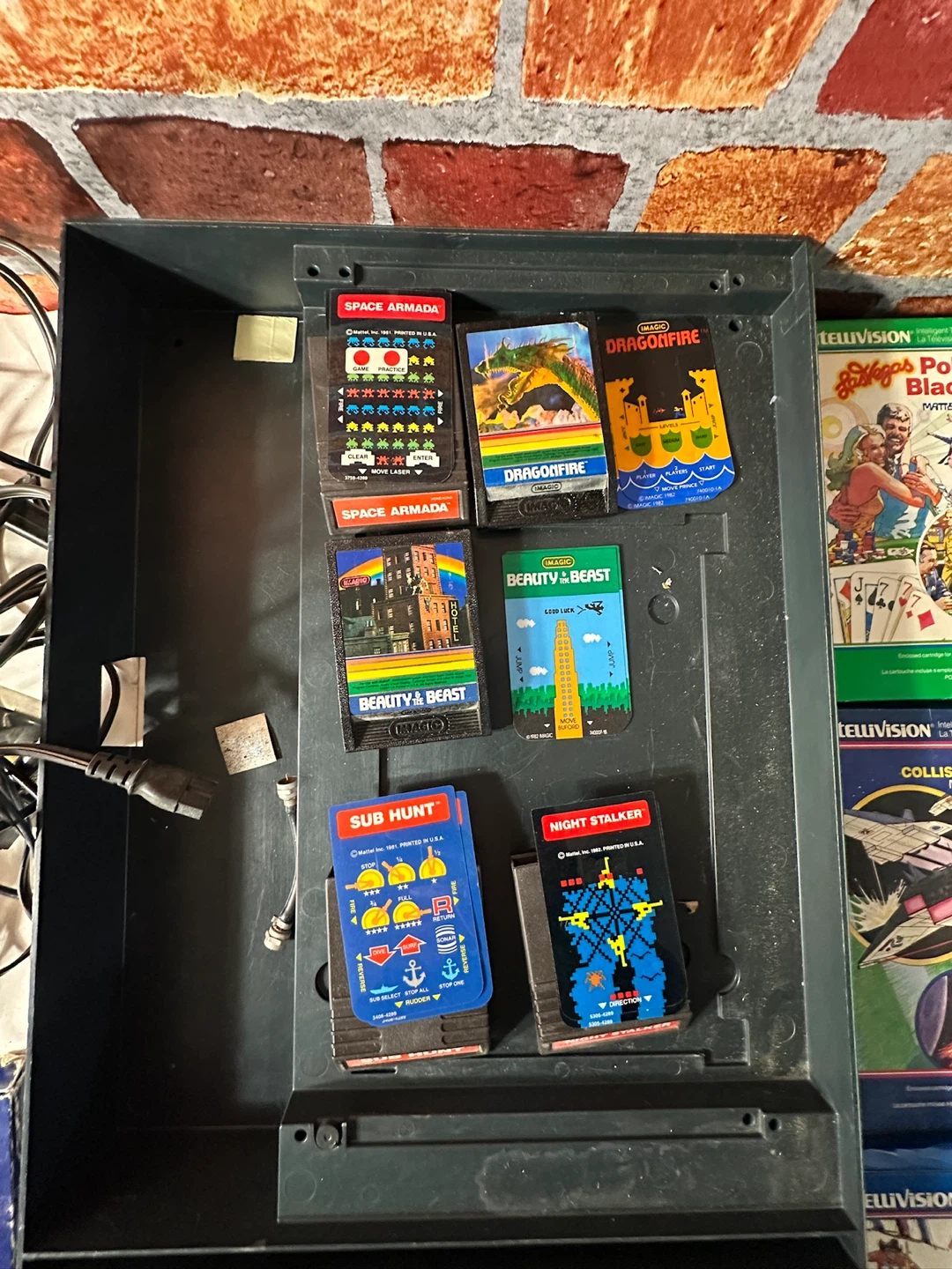 Intellivision Video Game Console Lot with Games - photo 3