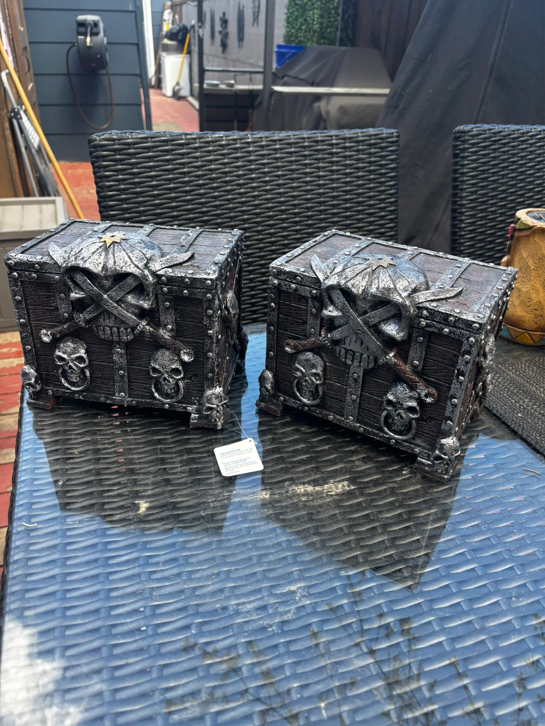 Aquarium  decor.  2 Treasure chests - photo 3