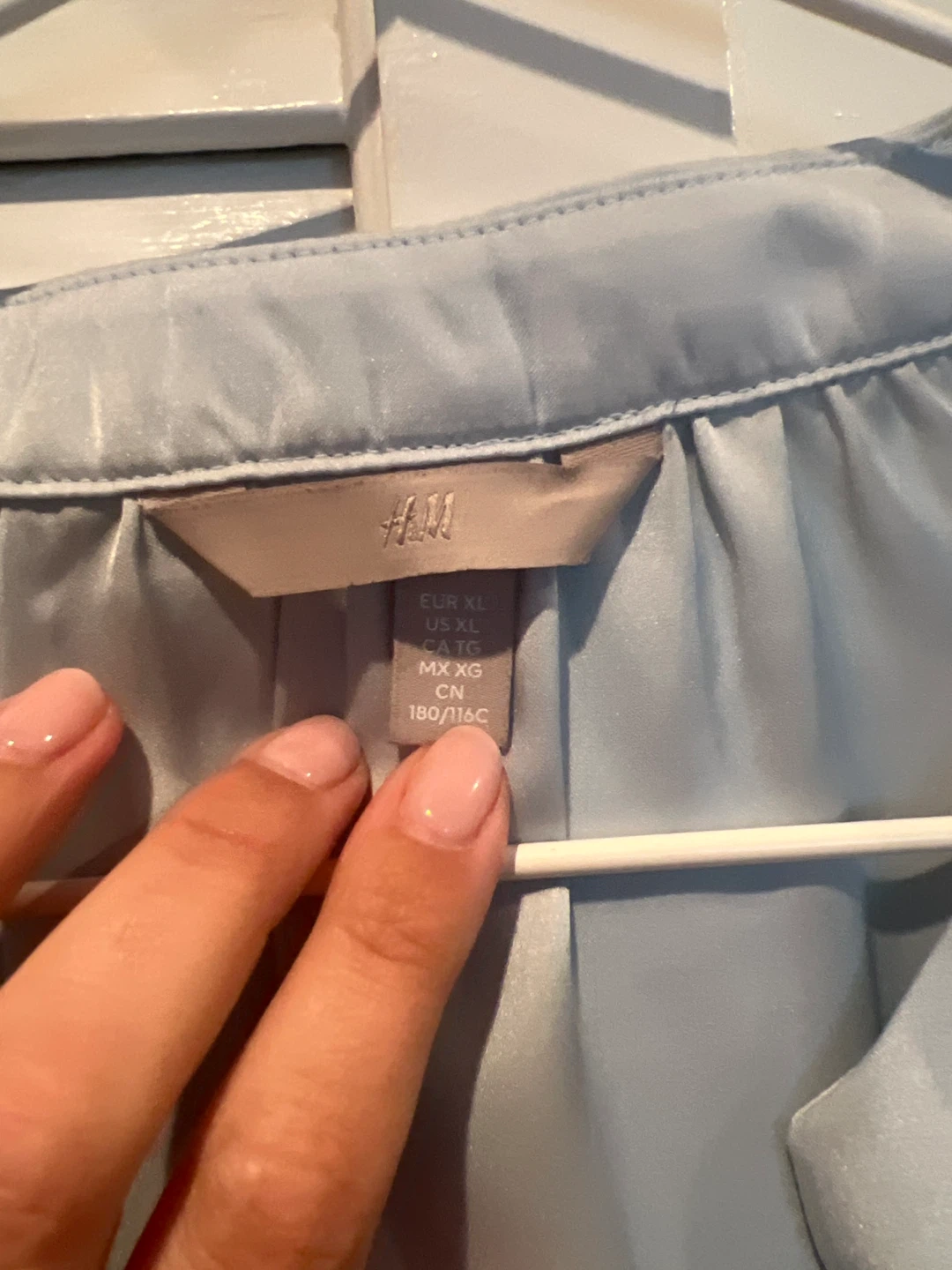 H&M Light Blue Satin Blouse - XL - photo 3