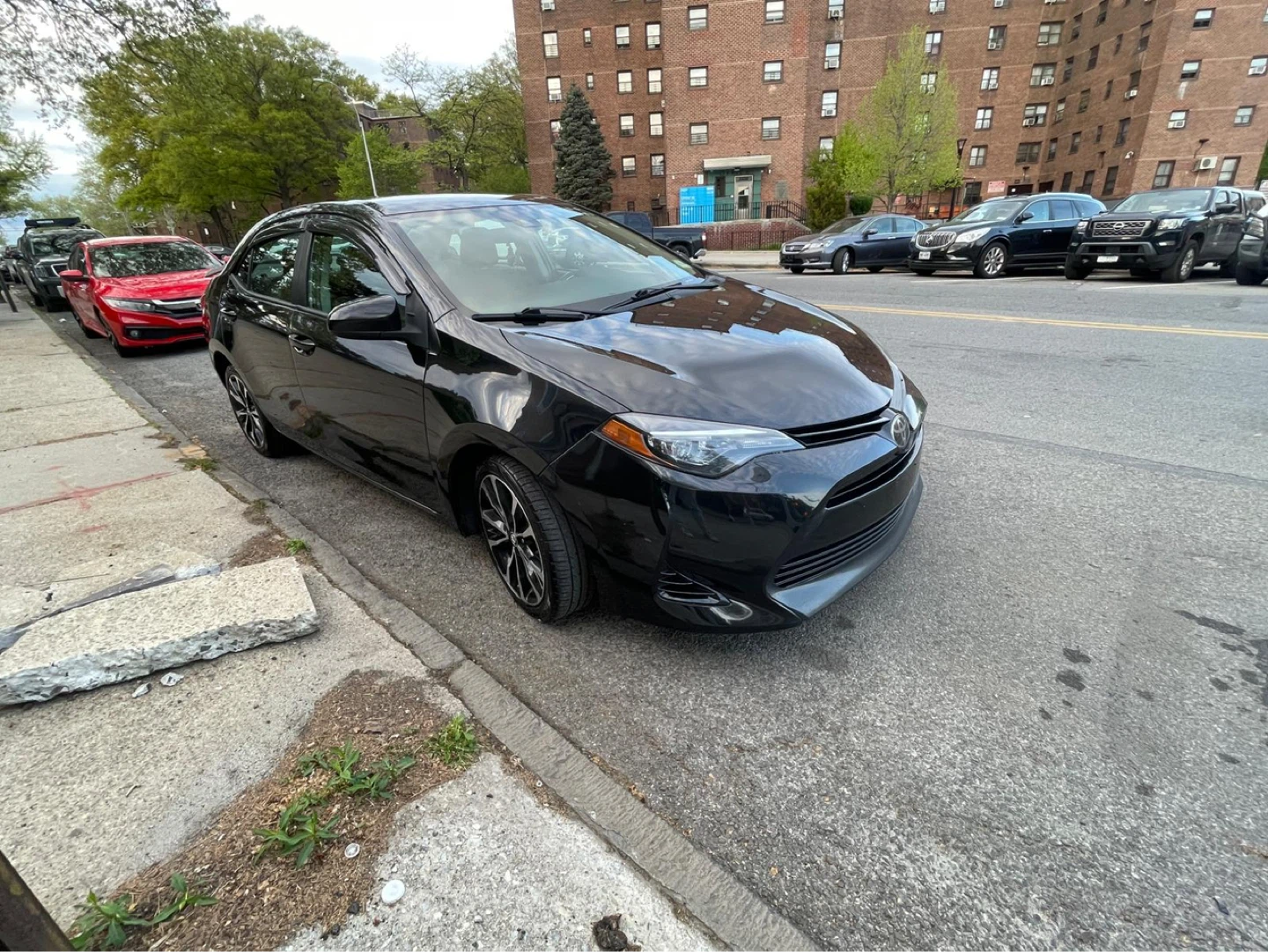 2018 Toyota Corolla LE Sedan