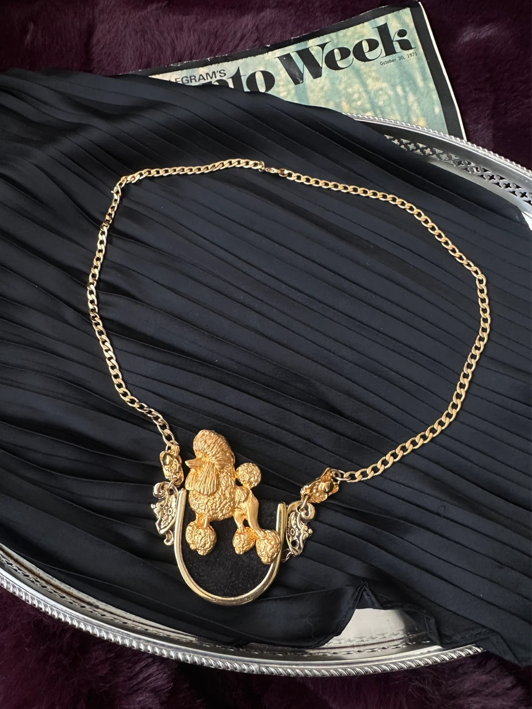 Chema Sotoca - Gold Tone Poodle necklace