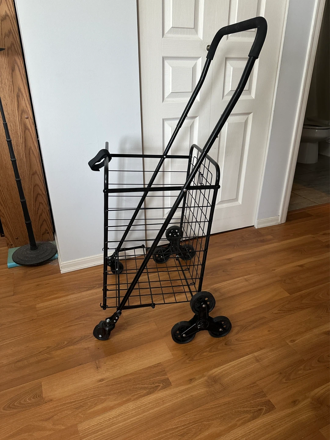 Folding Shopping Cart with Stair-Climbing Wheels
