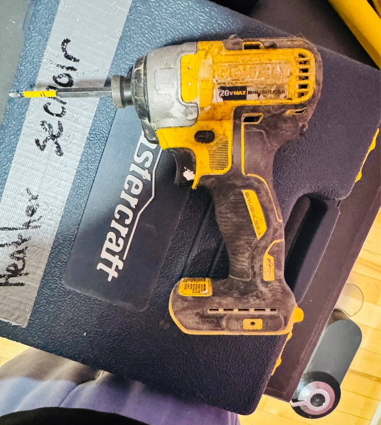 Visseuse à percussion DeWalt 20V MAX Brushless DCF787 - photo 2