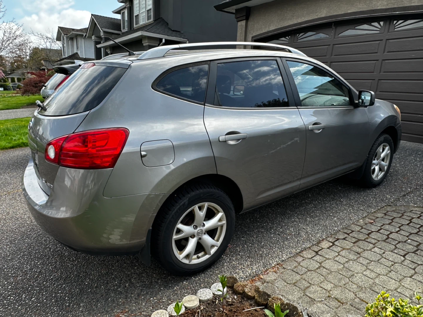 2009 Nissan Rogue - photo 2