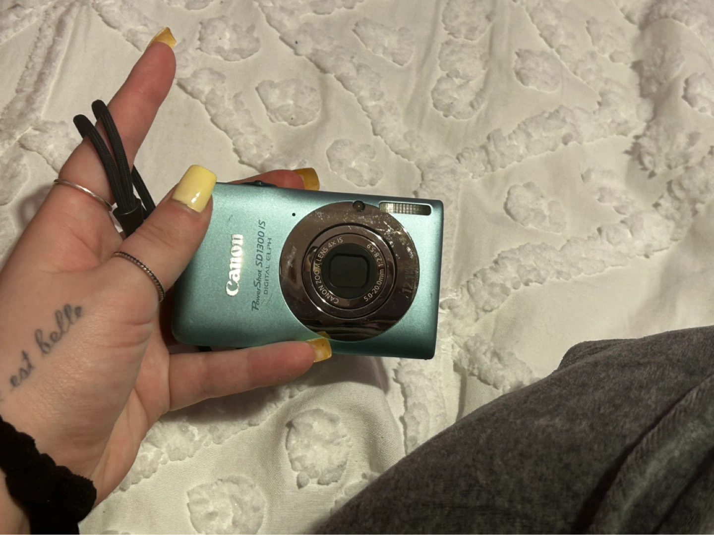 Canon PowerShot SD1300 IS Digital ELPH Camera - photo 2