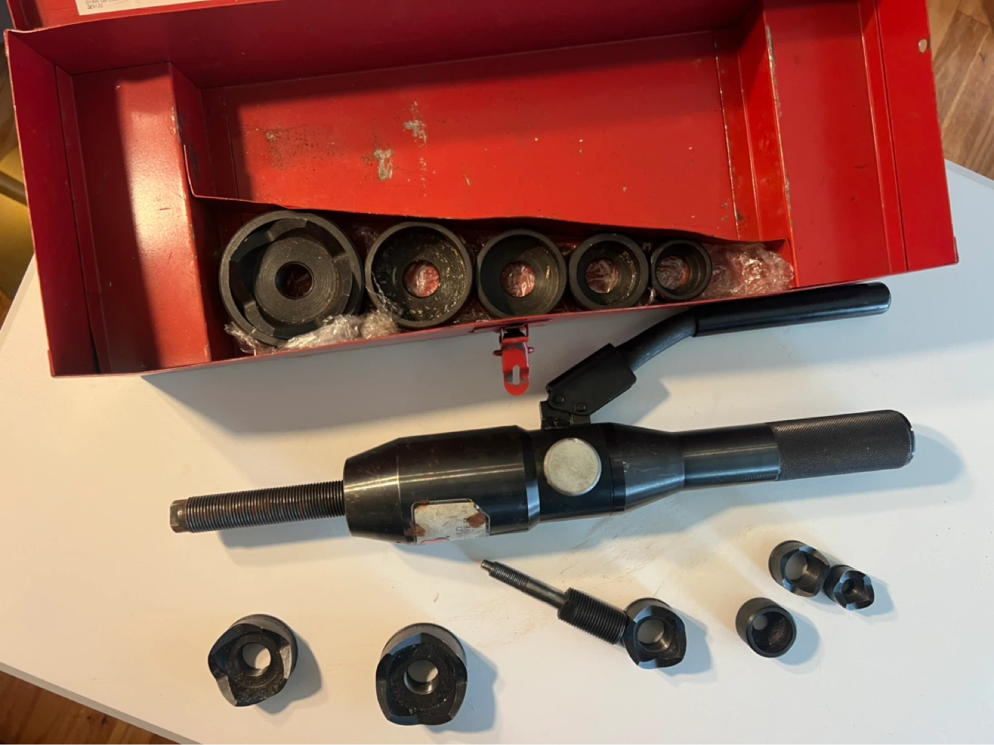 GB Slug-Out Hydraulic Knockout Set KOS520 1/2" - 2"