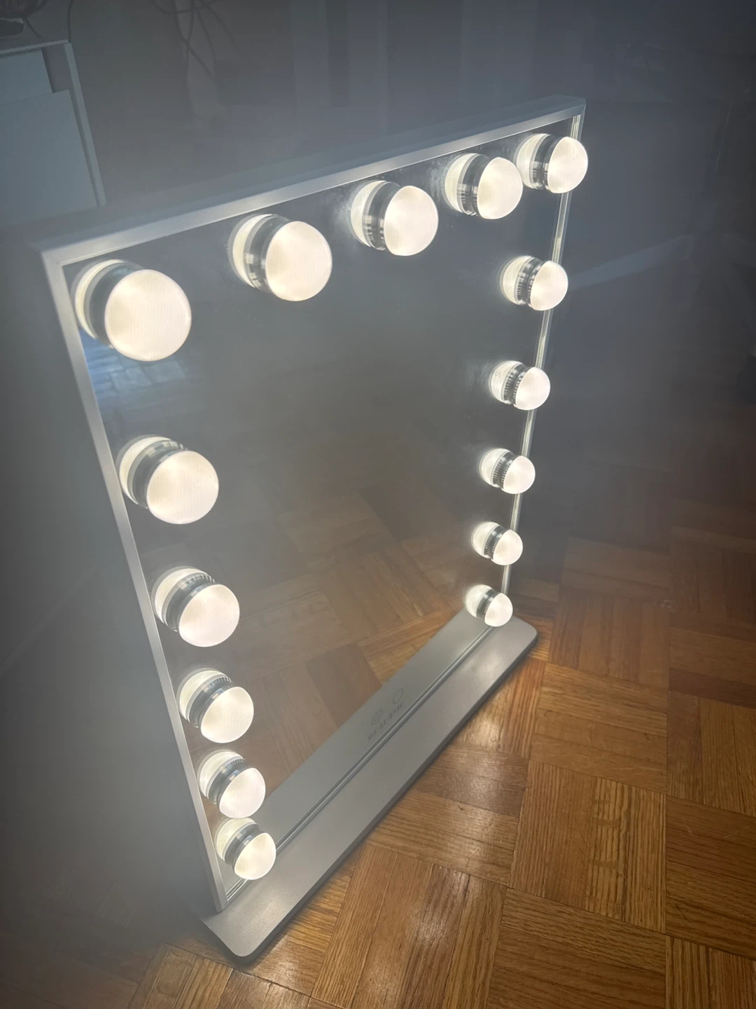 Vanity Mirror with Lights - photo 3