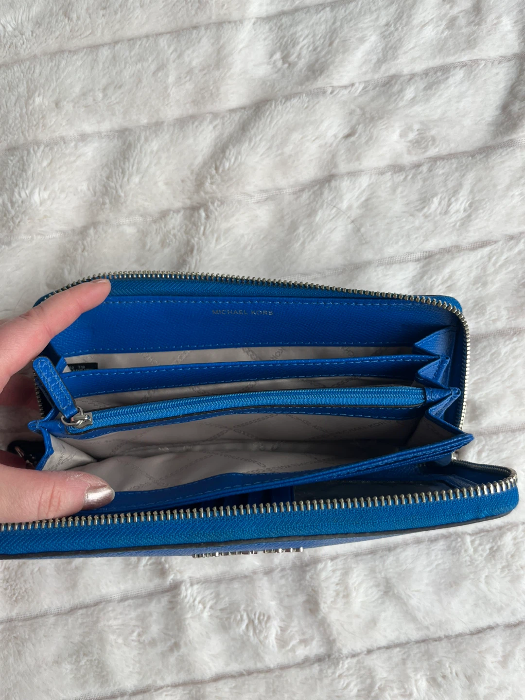 Michael Kors Blue Saffiano Leather Wristlet Wallet - photo 3