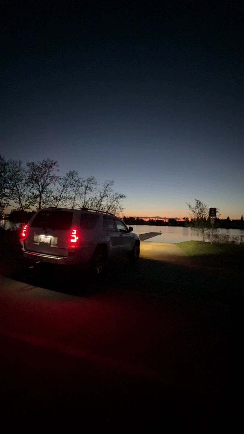 2003-2009 Toyota 4Runner Taillights - photo 2