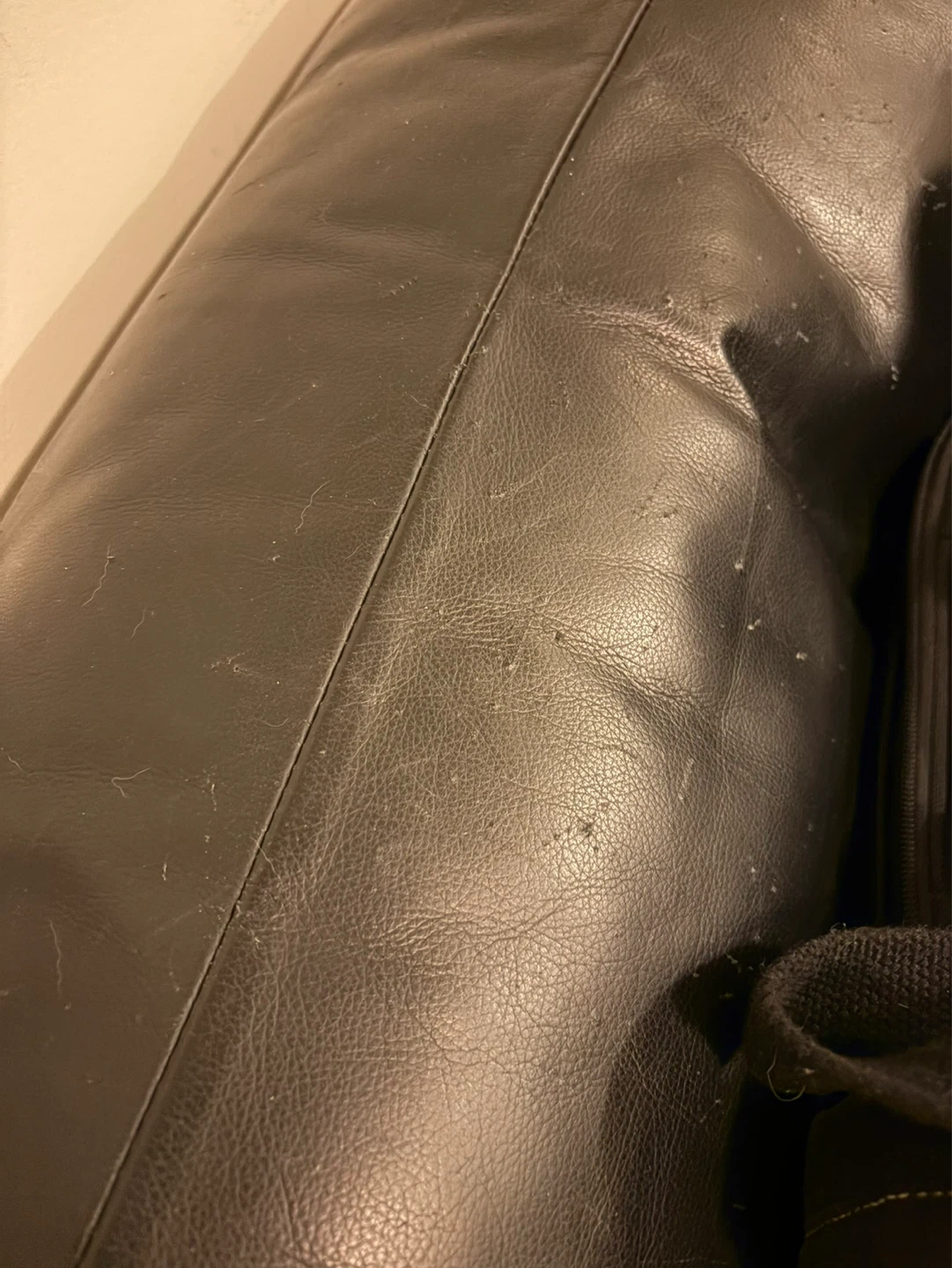 Black Leather Armchair - photo 3