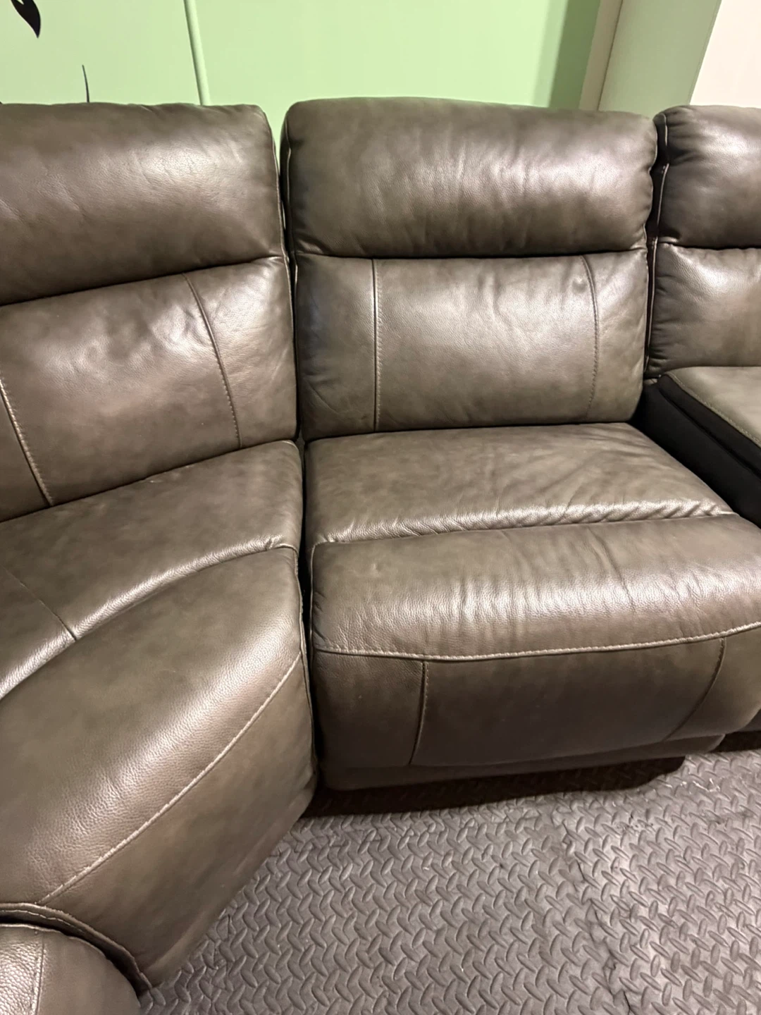 Leather Reclining Sectional Sofa ( Delivery Available - photo 2