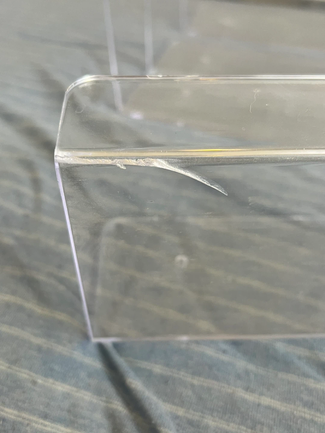 Set of 4 Clear Acrylic Wall Shelves - photo 3