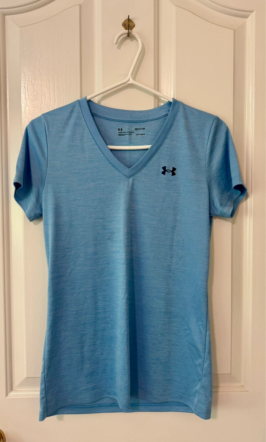 Under Armour HeatGear V-Neck T-Shirt