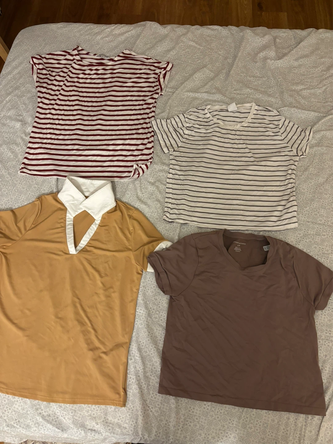 Assorted T-shirts and Tops Bundle - photo 3