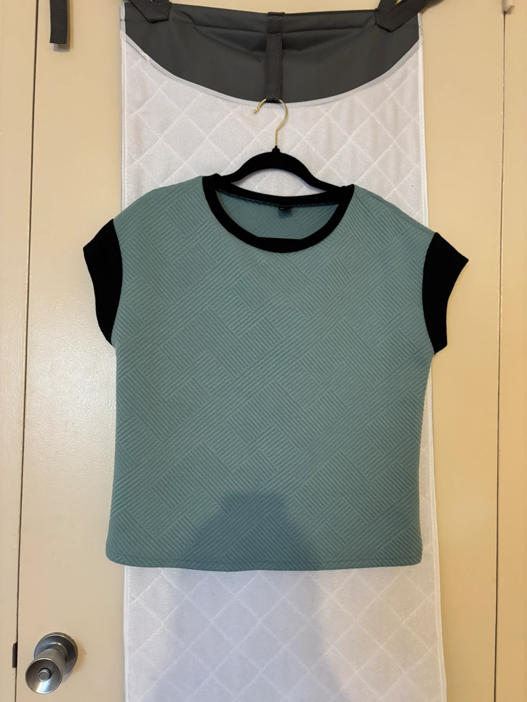 Women's Textured T-Shirt - photo 3