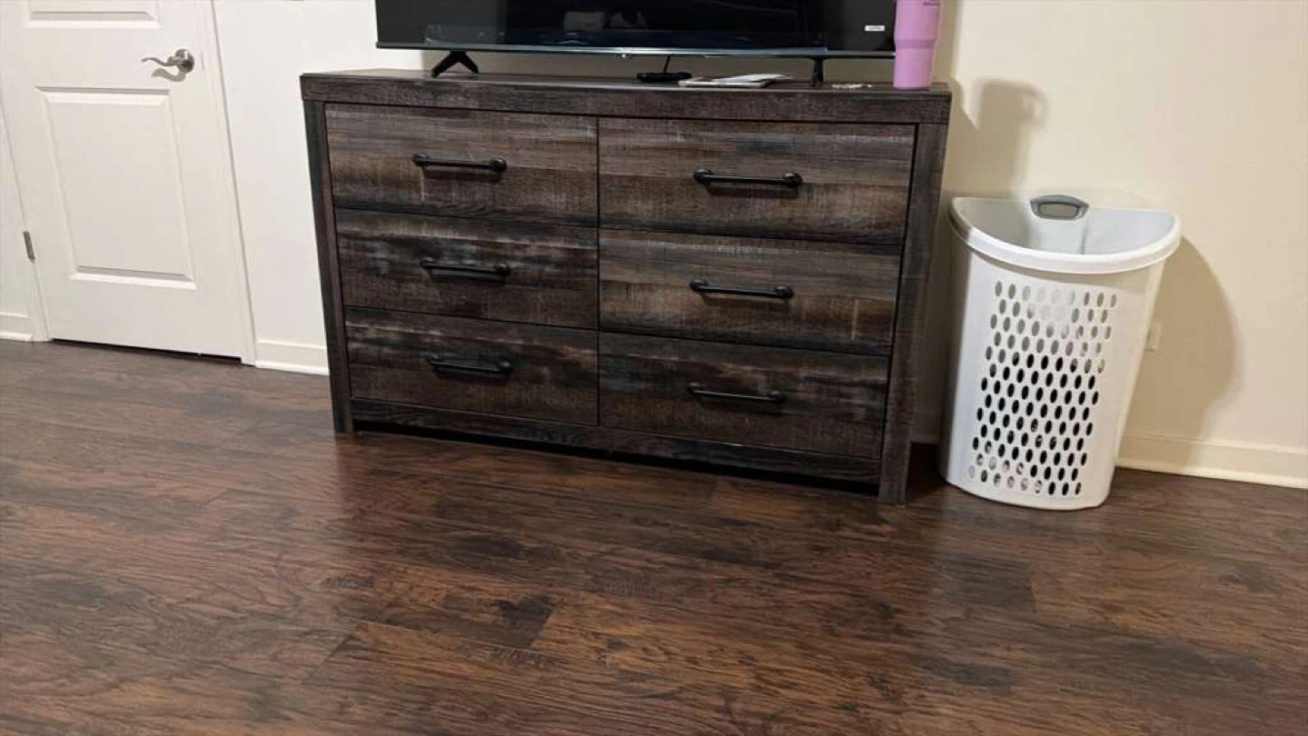 Furniture - photo 2