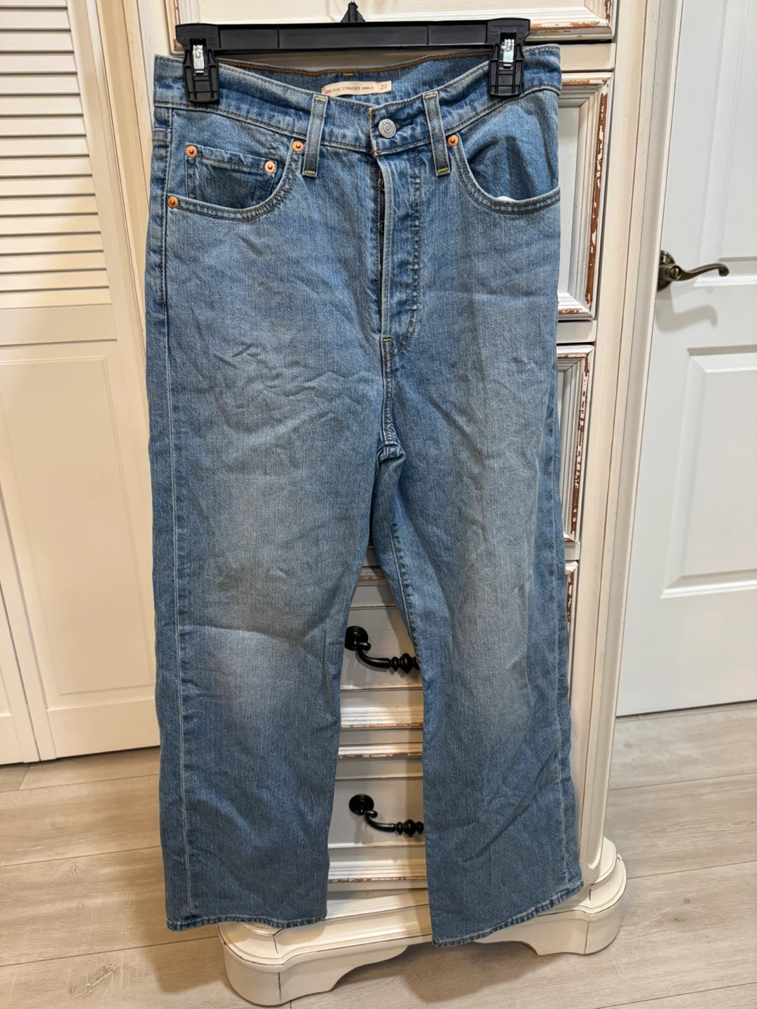 Levi's Women's Straight Leg Jeans