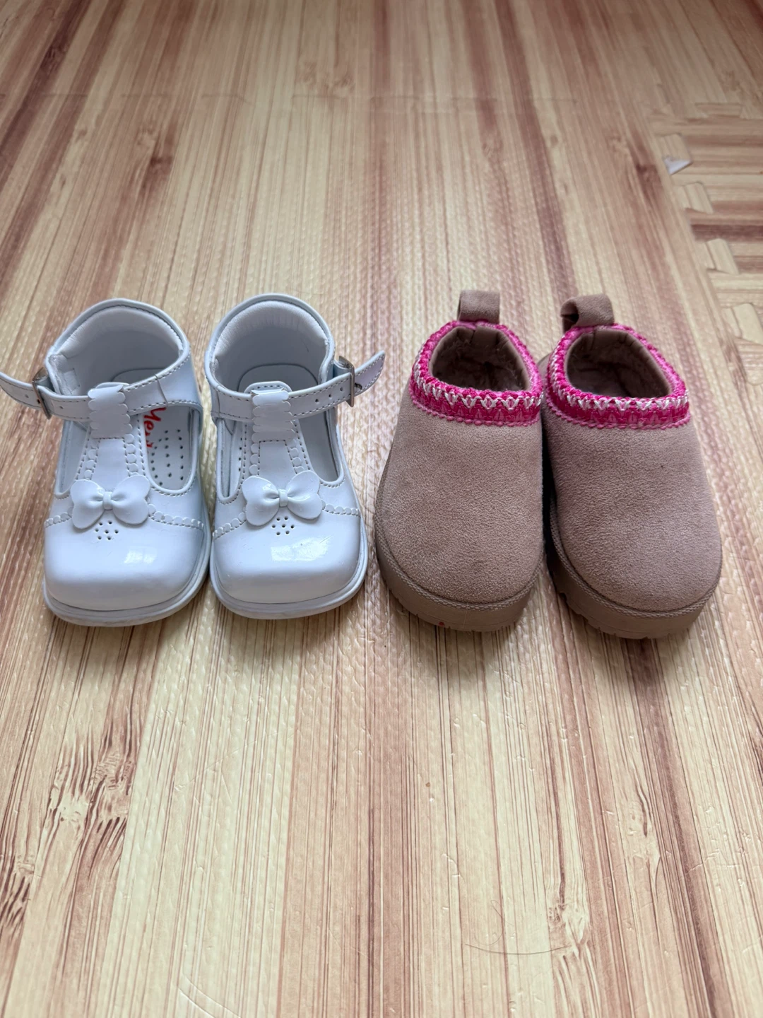 2 Pairs Toddler Shoes