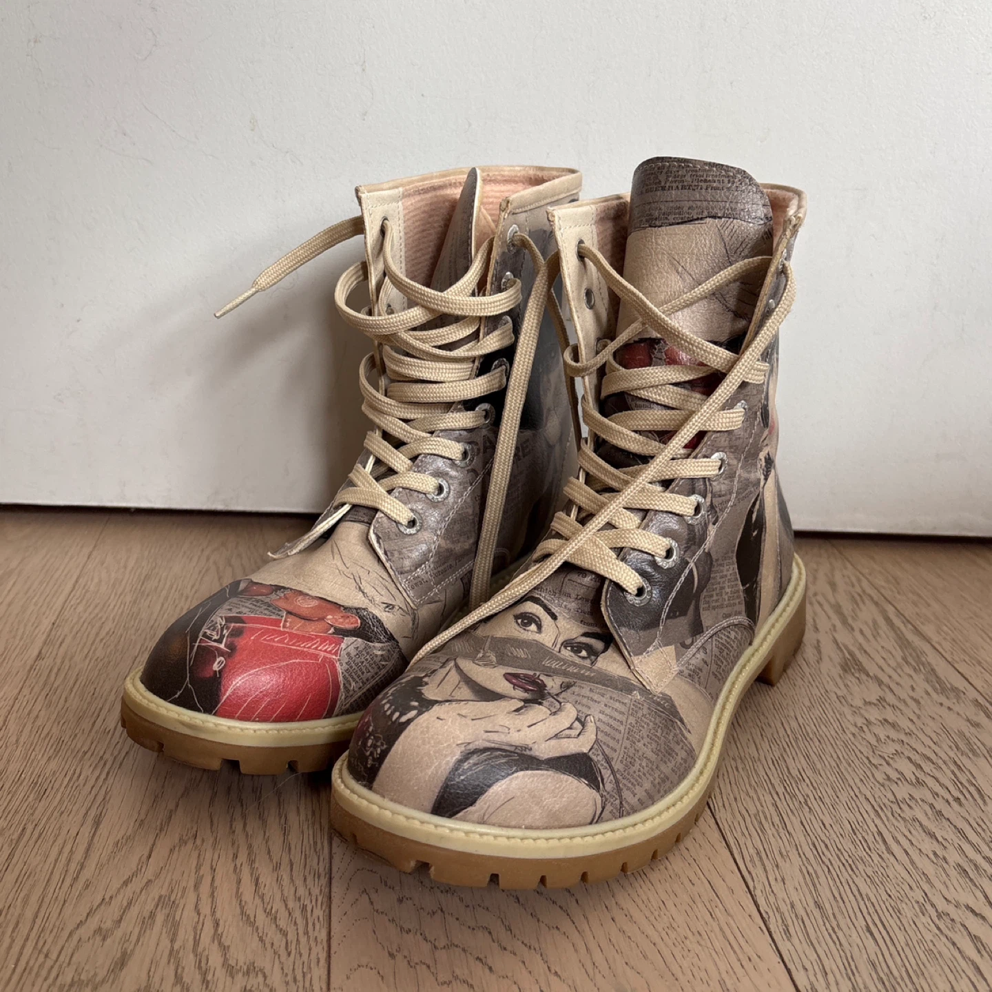 Women's Fashion Boots with Vintage Art Print