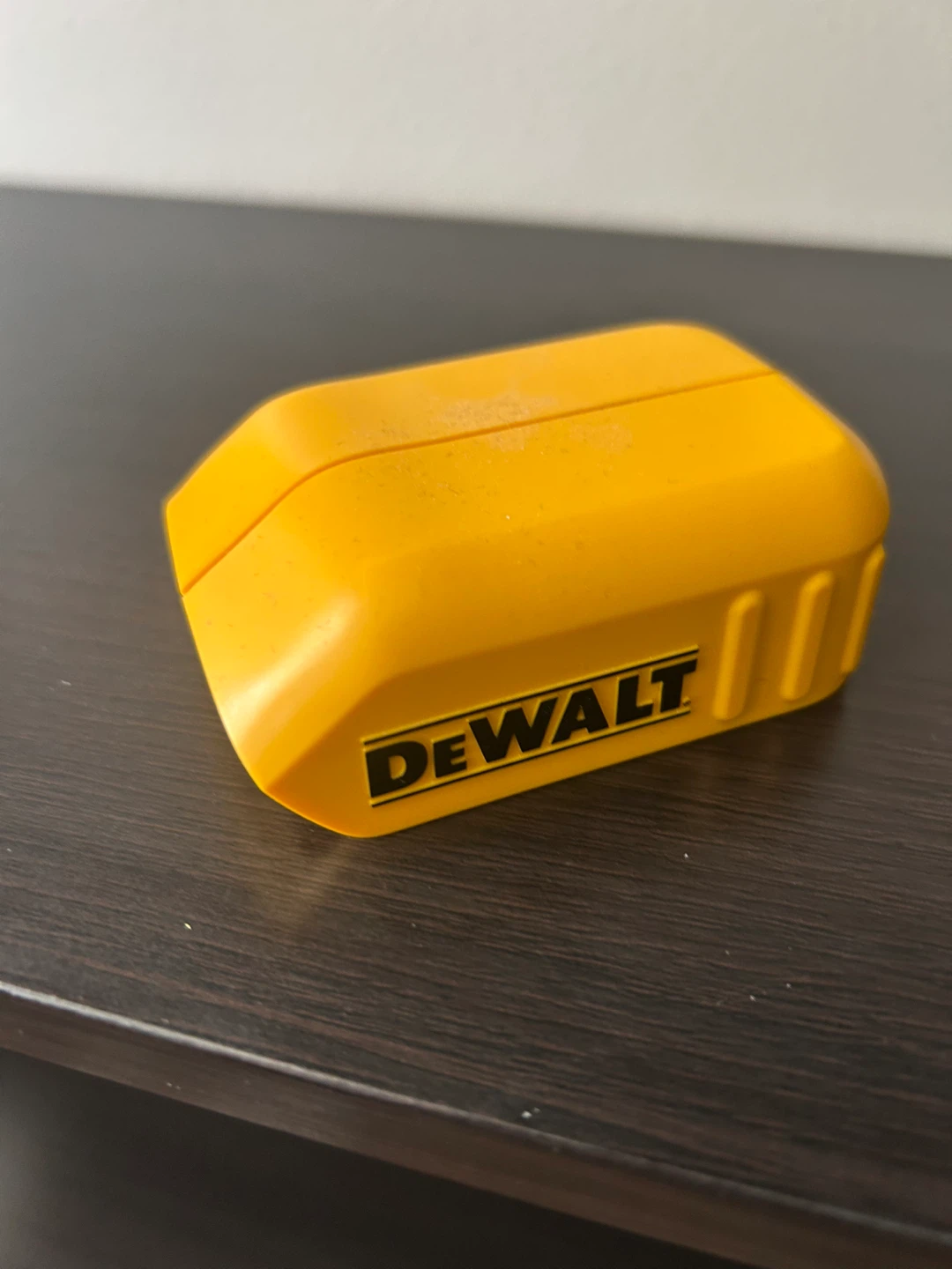 DeWalt Max USB Power Source - photo 3