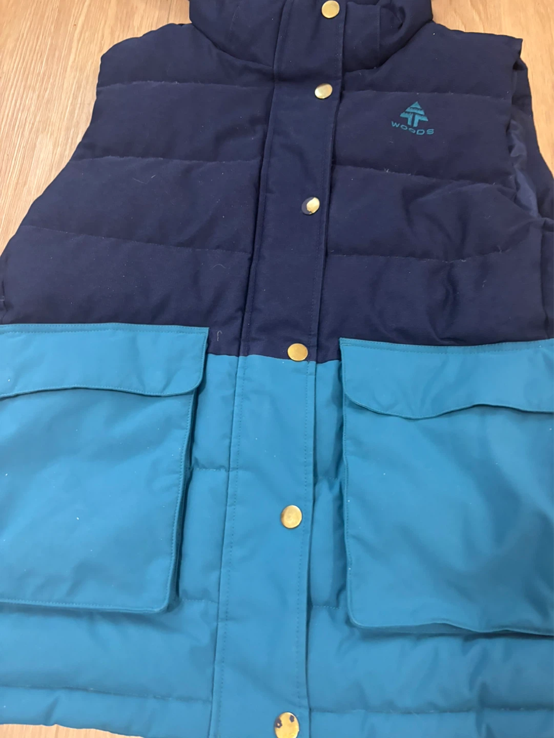 Woods Puffer Vest with Hood in mint condition - photo 3
