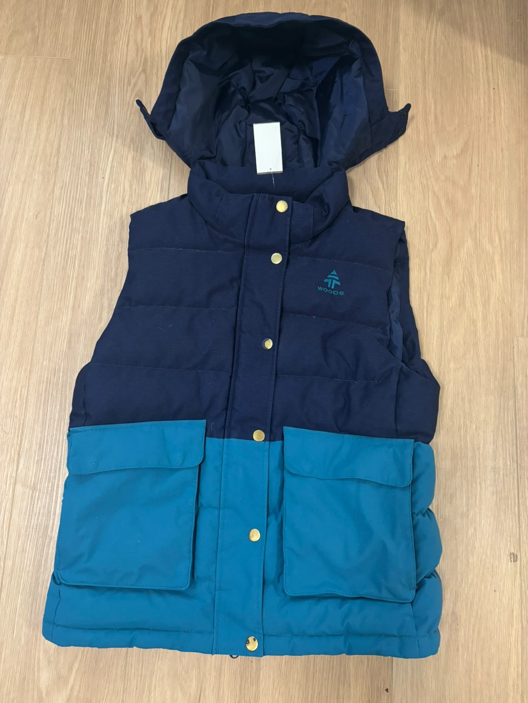 Woods Puffer Vest with Hood in mint condition