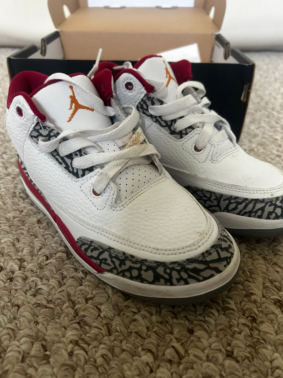Jordan 3 Retro White Red Kids 2Y PS - photo 2