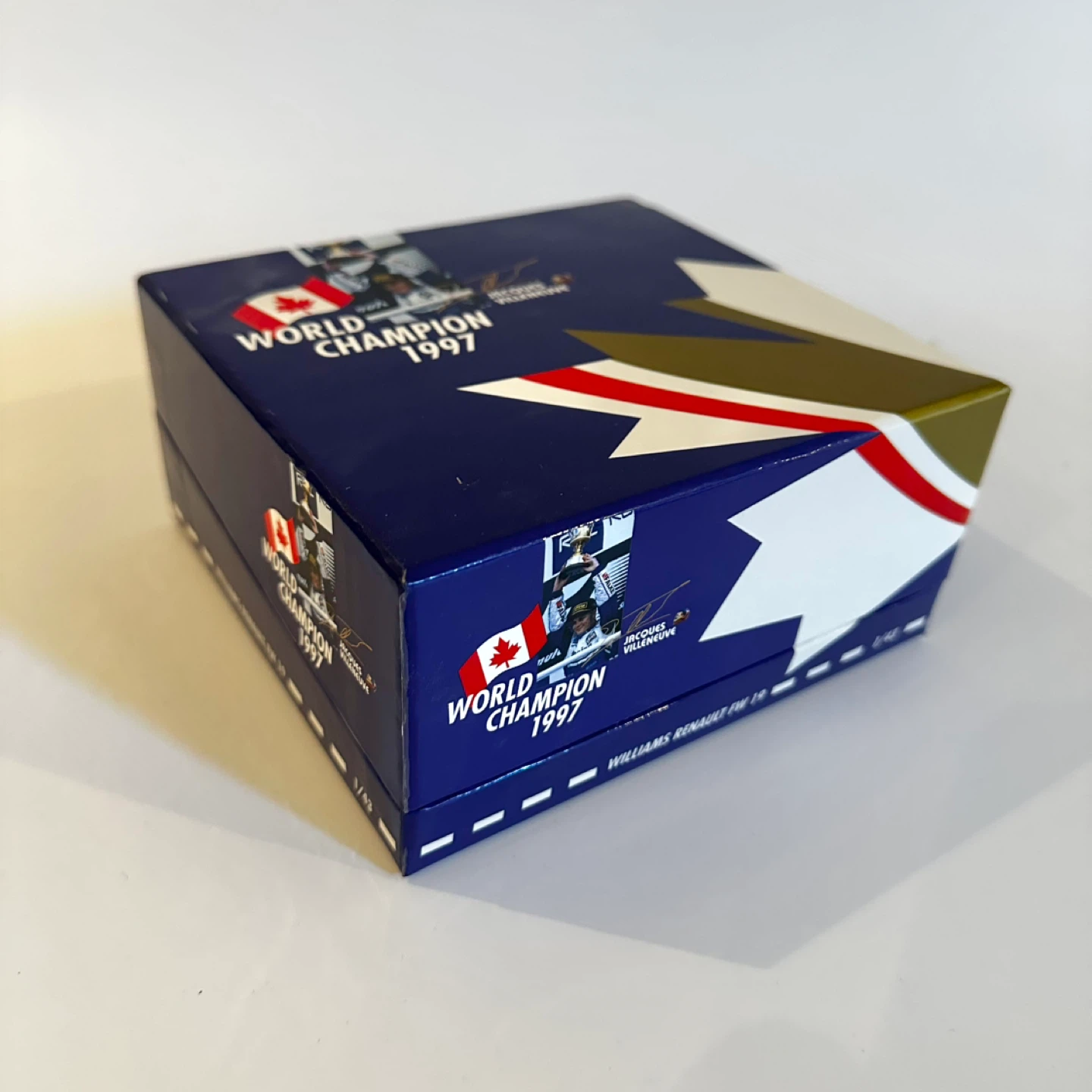 Minichamps Williams Renault FW19 Jacques Villeneuve 1:43