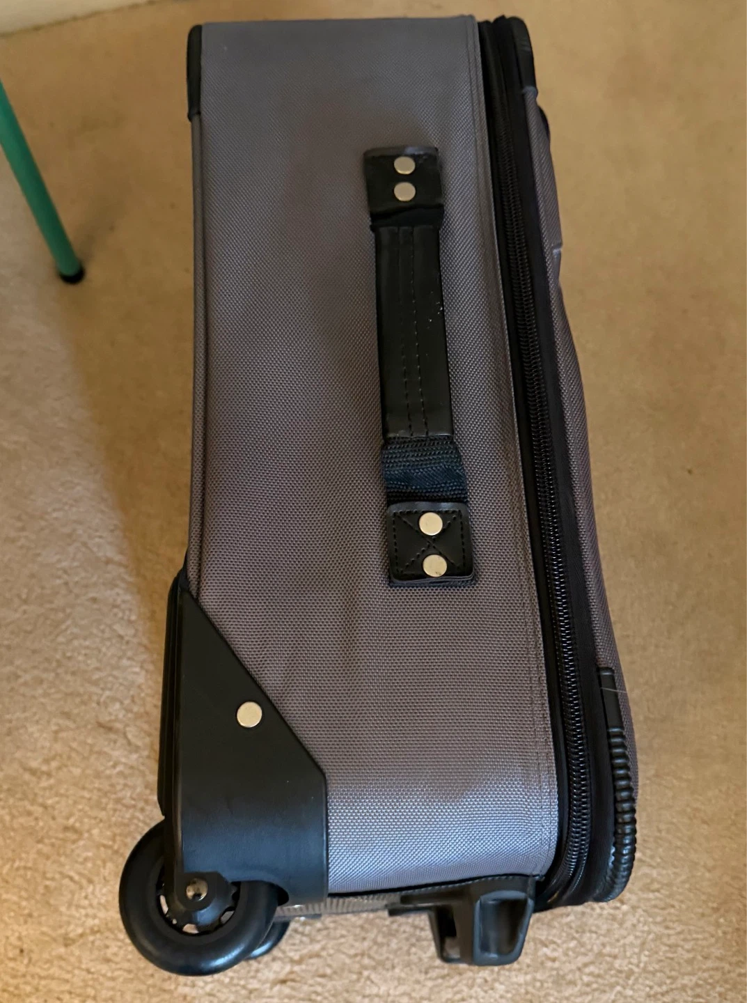 Grey Tracker carry-on suitcase - photo 5