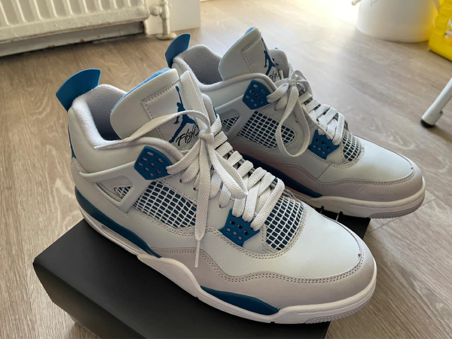 Air Jordan 4 Retro "Military Blue" - Size 11