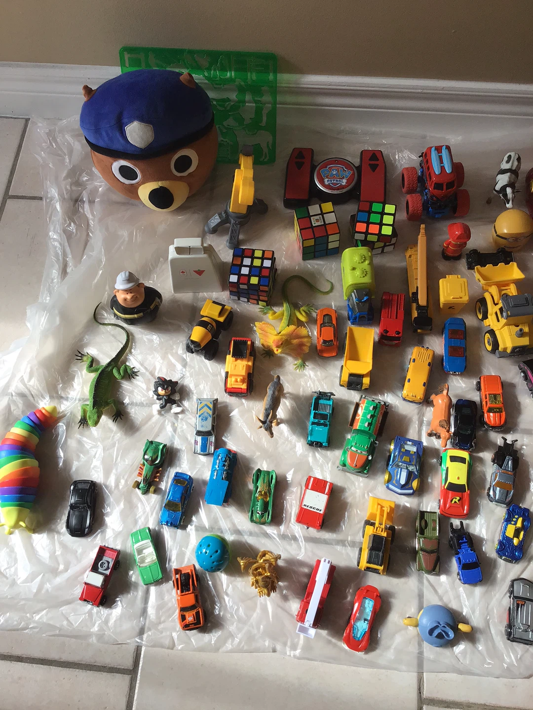 Assorted Toy Lot - Cars, Robots, and More! - photo 3