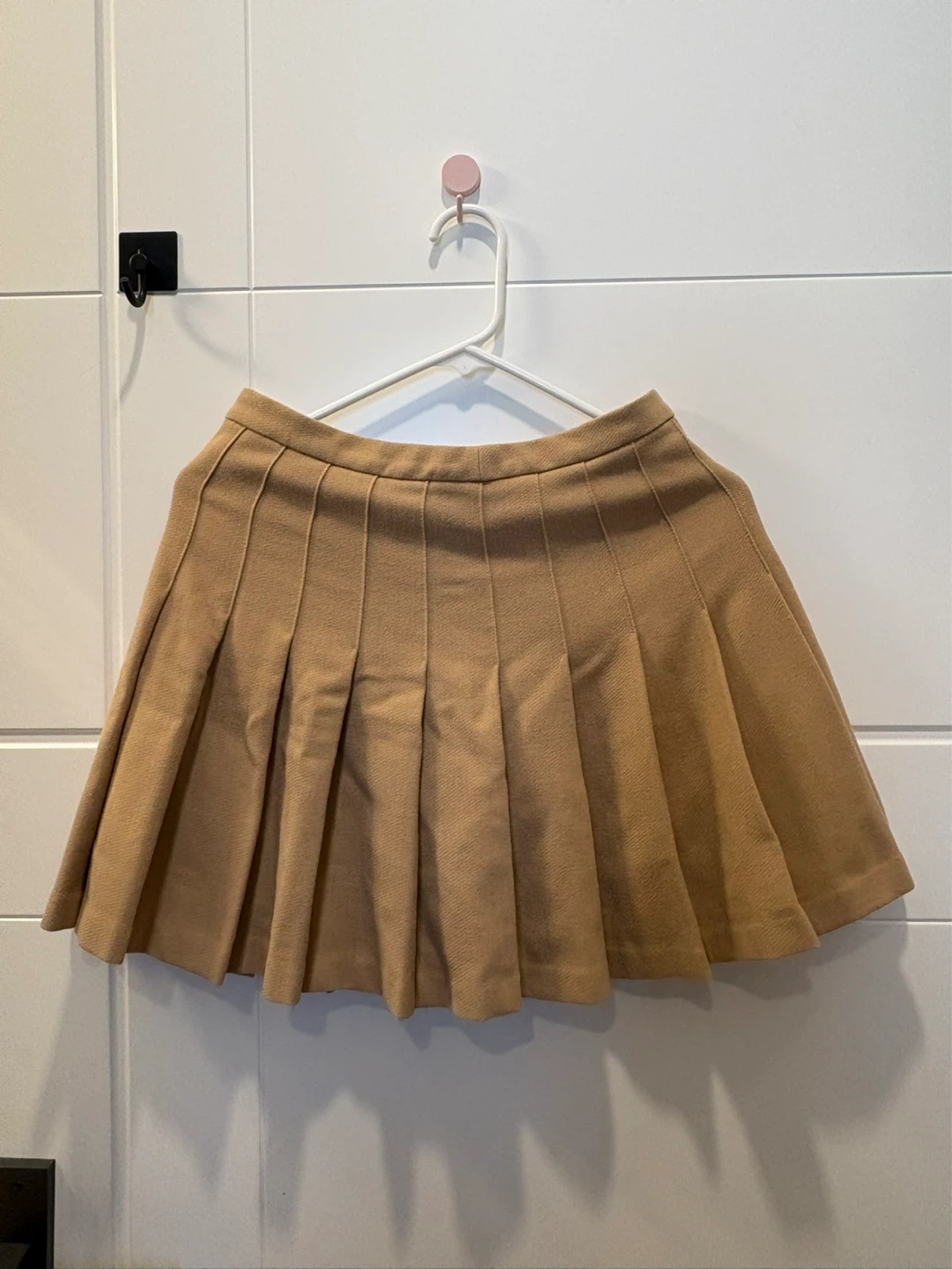 Aritzia Tan Pleated Tennis Skirt