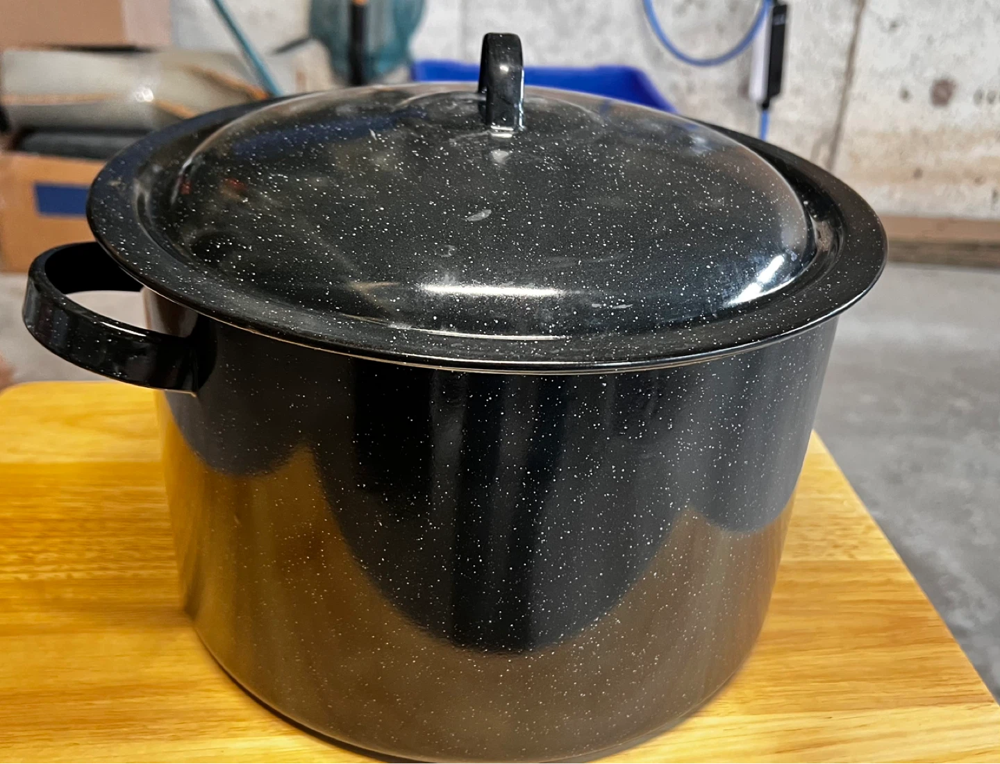 Black Enamel Pot with Lid