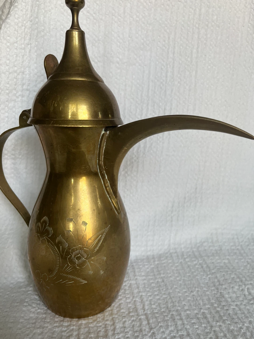 Brass Arabic Coffee Pot Dallah with Engraved Floral Design - photo 2