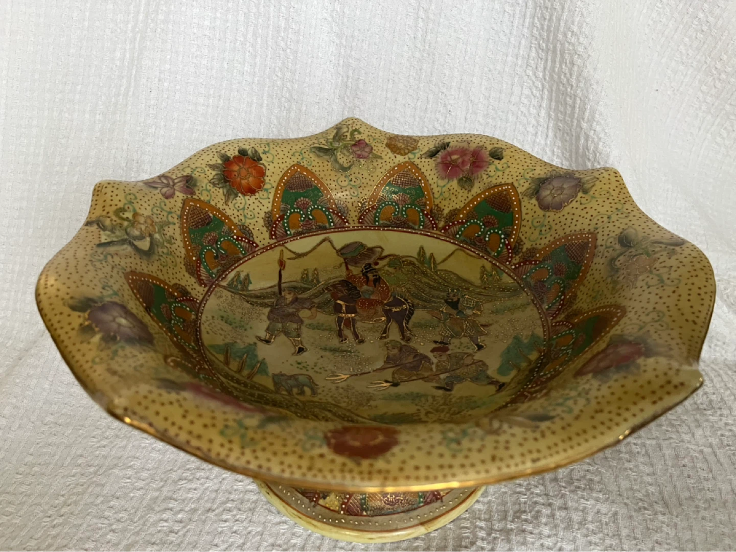 Satsuma Style Pedestal Bowl - photo 2