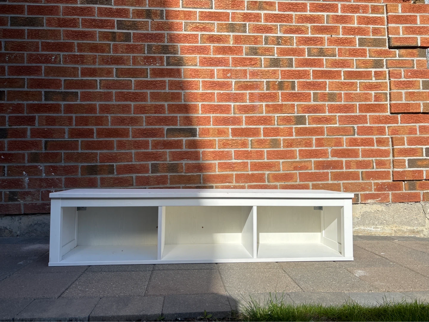 White 3-Cube Storage Unit