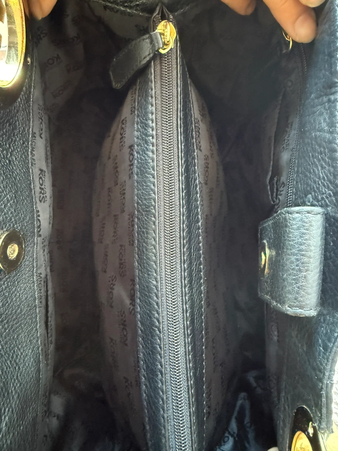 Michael Kors Black Leather Tote Bag - photo 2