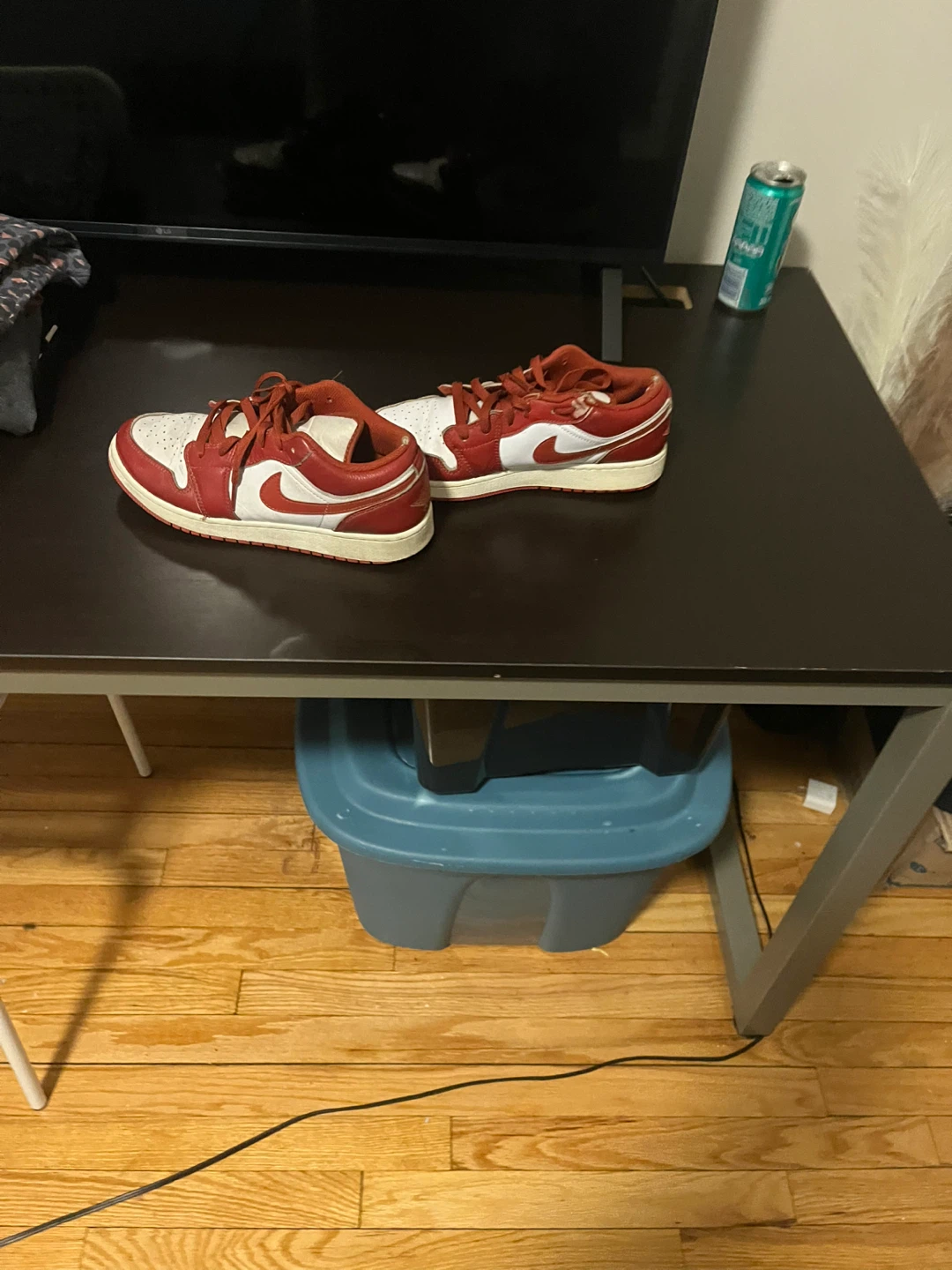 Air Jordan 1 Low SE - photo 3