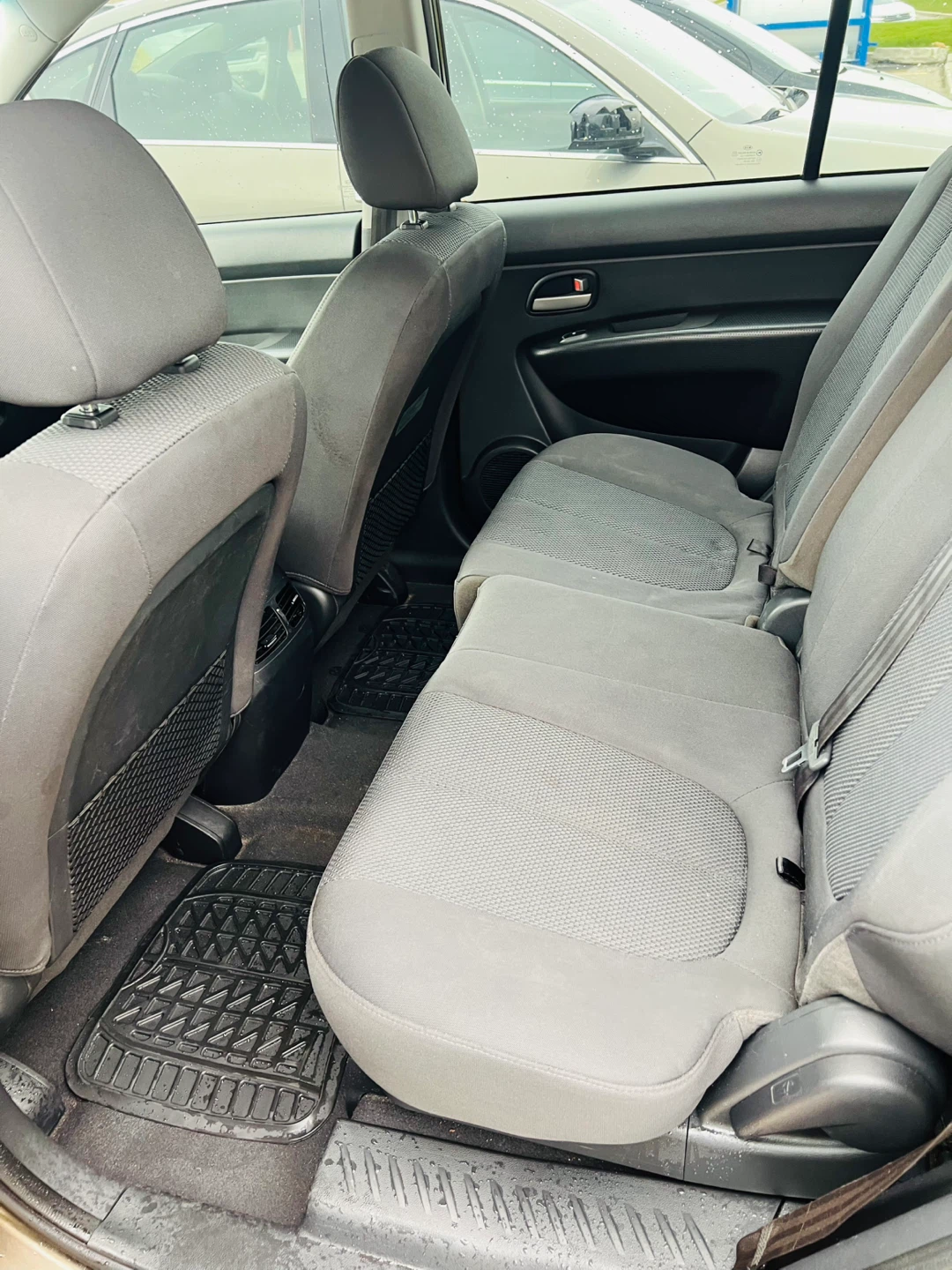 Kia rondo - photo 5