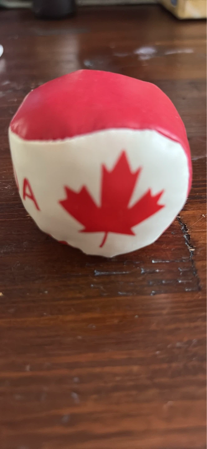 Canada Maple Leaf Juggling Ball - photo 2