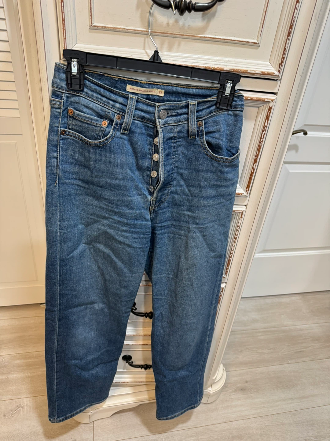 Levi's Women's Ribcage Straight Ankle Size 25 - Medium Wash - photo 3