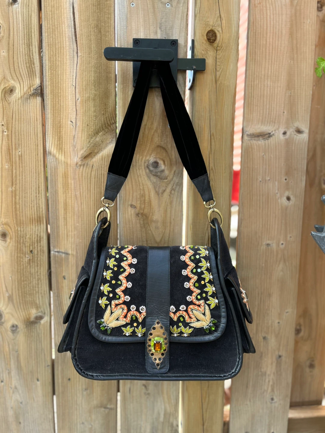 Ipa-Nima Black Embroidered Shoulder Bag - photo 2