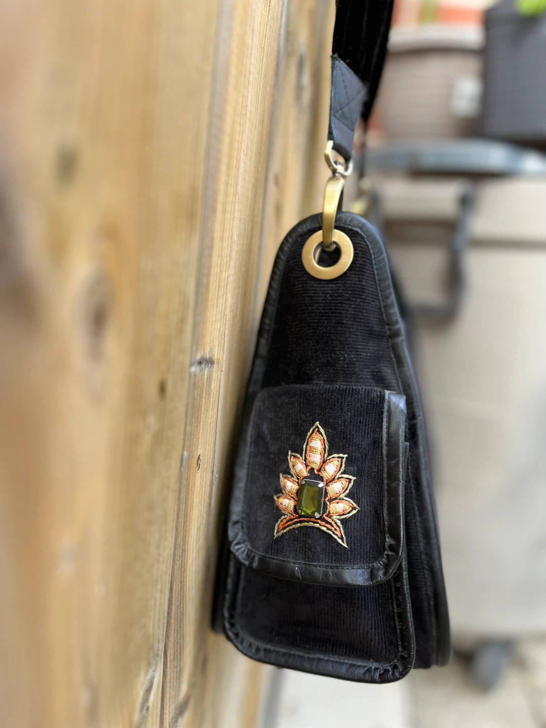 Ipa-Nima Black Embroidered Shoulder Bag - photo 4