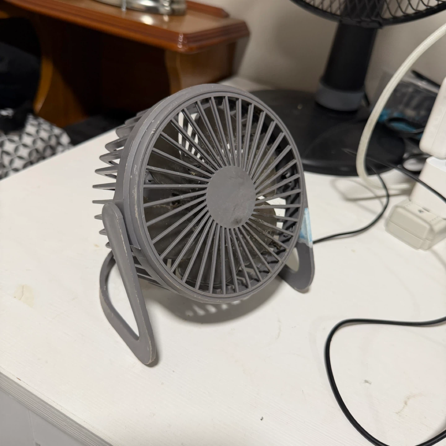 Grey Portable Desk Fan - photo 3