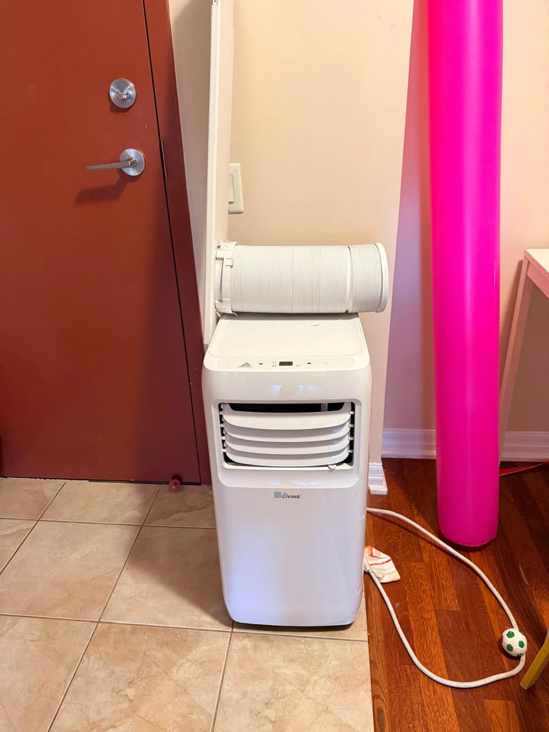 Portable Air Conditioner with Exhaust Hose - photo 3
