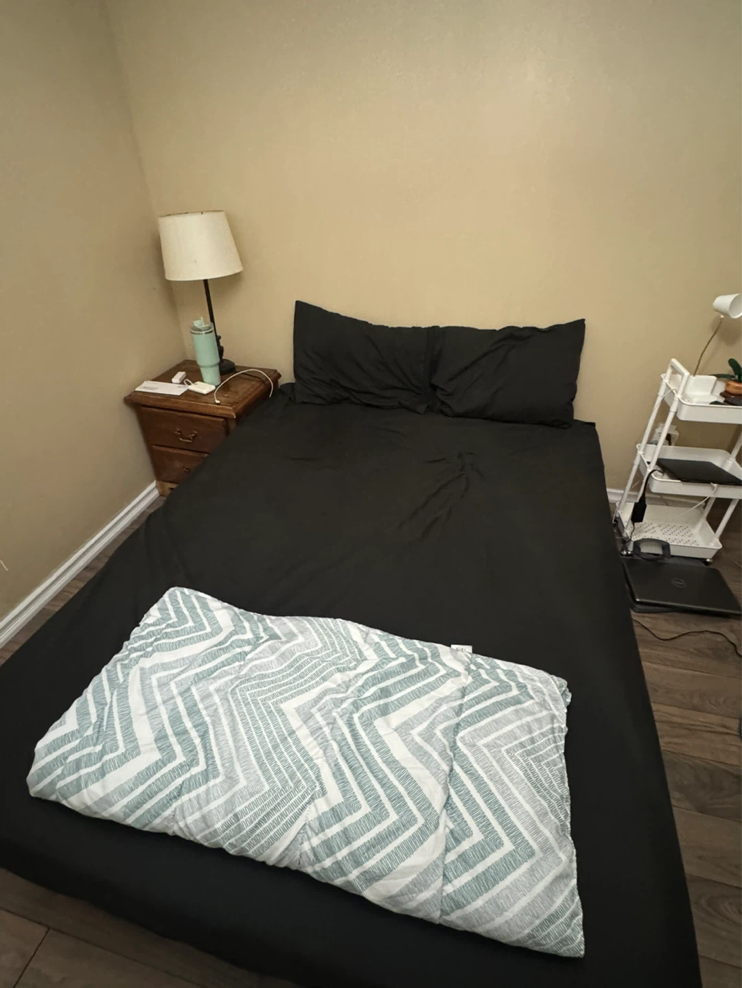 Queen Bed Frame with queen mattress - photo 3