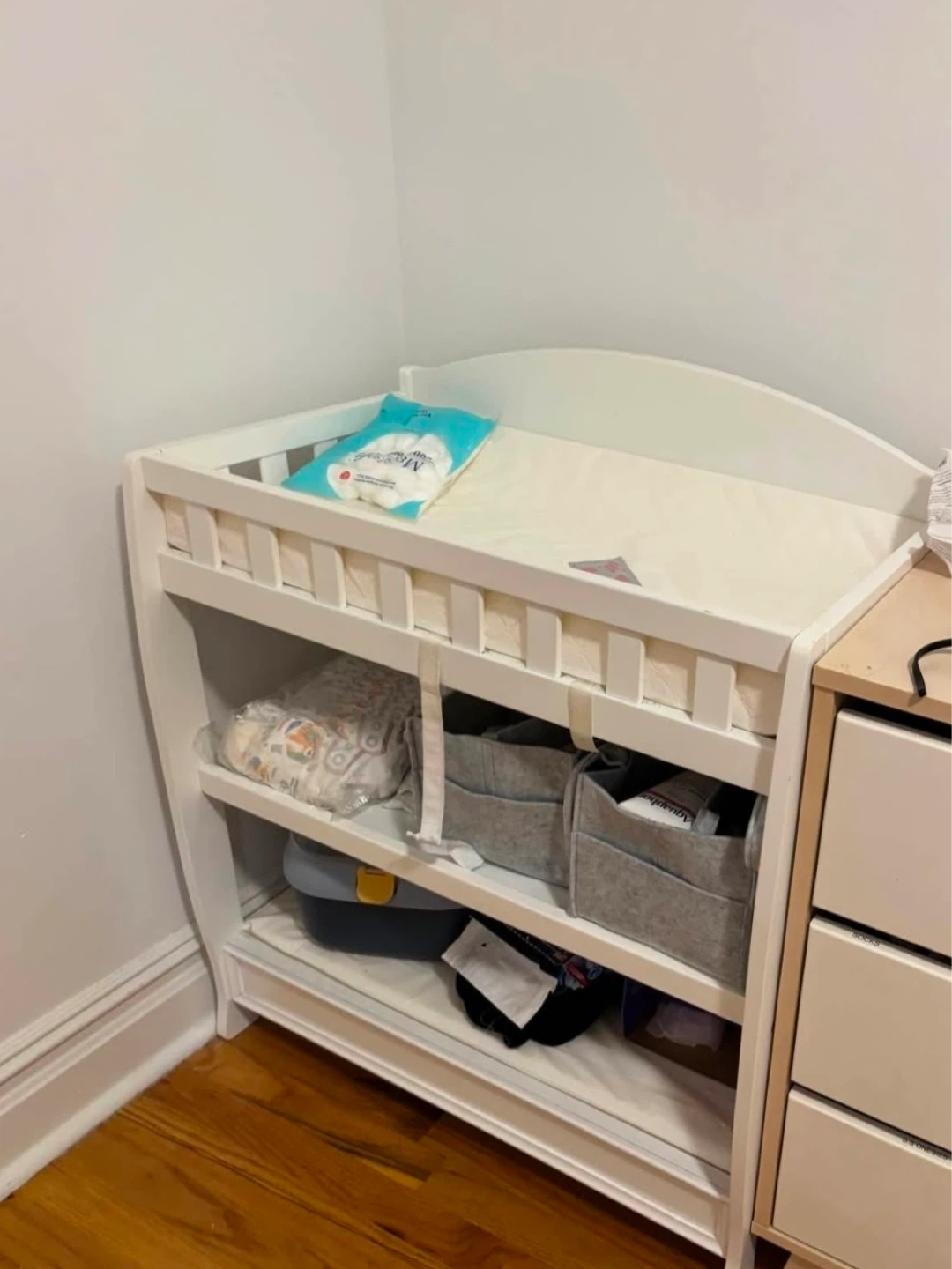 Delta Children Changing Table with Pad, White - photo 2
