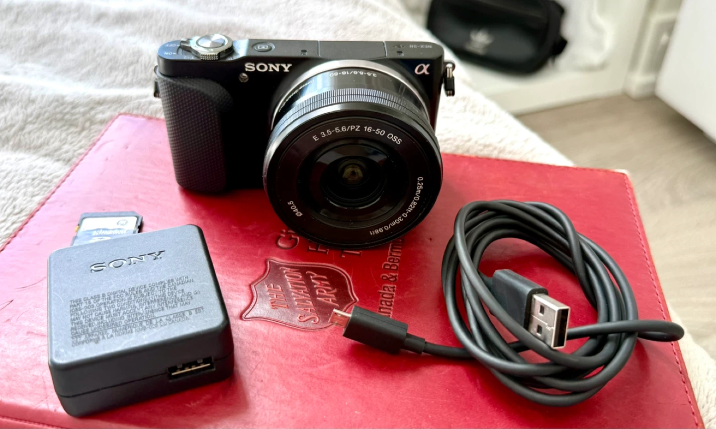 SONY Alpha NEX-3N 16.1MP Digital Camera - photo 4